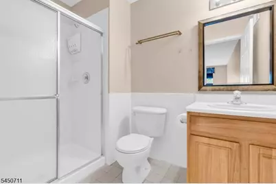 8 Edith Pl, Franklin Township, NJ 08873 - Photo 27