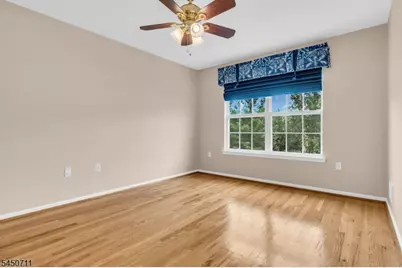 8 Edith Pl, Franklin Township, NJ 08873 - Photo 23