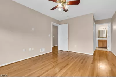 8 Edith Pl, Franklin Township, NJ 08873 - Photo 25