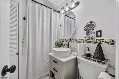 97 Wabash Ave, Paterson, NJ 07503 - Photo 13