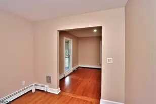 44 Christopher St, Montclair, NJ 07042 - Photo 19