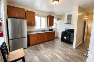 186 Oakwood Pl, Orange, NJ 07050 - Photo 5