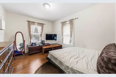 11 Evergreen Ave, Bloomfield, NJ 07003 - Photo 9