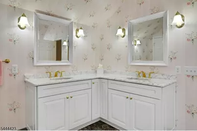 64 Nicole Dr, Denville, NJ 07834 - Photo 15