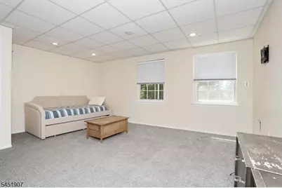 14 Birdseye Cir, Wayne, NJ 07470 - Photo 37