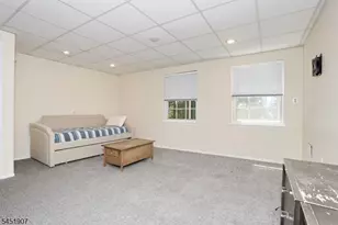 14 Birdseye Cir, Wayne, NJ 07470 - Photo 37