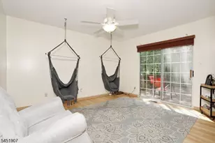 14 Birdseye Cir, Wayne, NJ 07470 - Photo 19