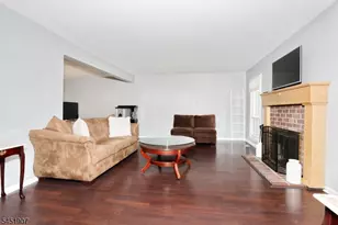 14 Birdseye Cir, Wayne, NJ 07470 - Photo 7