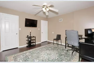 14 Birdseye Cir, Wayne, NJ 07470 - Photo 31