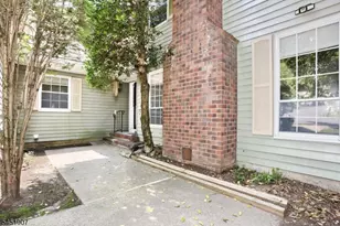 14 Birdseye Cir, Wayne, NJ 07470 - Photo 3