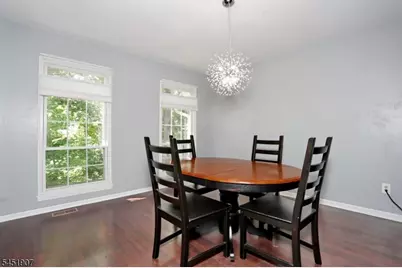 14 Birdseye Cir, Wayne, NJ 07470 - Photo 9