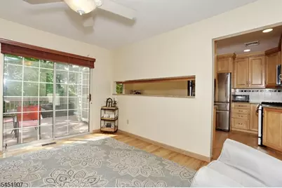 14 Birdseye Cir, Wayne, NJ 07470 - Photo 15