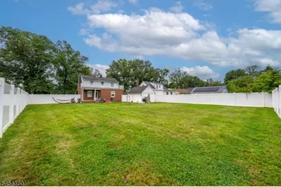 668 Greenbrook Rd, North Plainfield, NJ 07063 - Photo 19