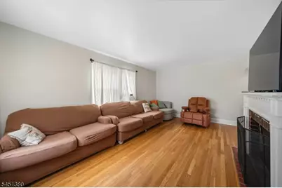 668 Greenbrook Rd, North Plainfield, NJ 07063 - Photo 3
