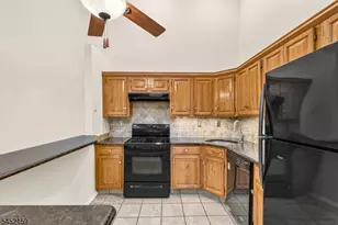 4006 Crawford Ct, Bridgewater, NJ 08807 - Photo 7