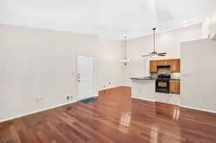 4006 Crawford Ct, Bridgewater, NJ 08807 - Photo 5