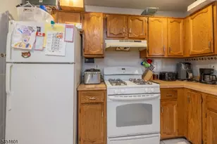 1150-1190 W St George B23B023, Linden, NJ 07036 - Photo 11