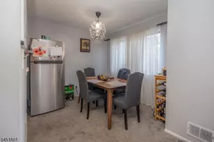 1150-1190 W St George B23B023, Linden, NJ 07036 - Photo 5