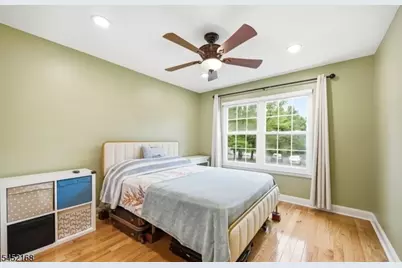 18 Clark Ct, Bernards Township, NJ 07920 - Photo 13