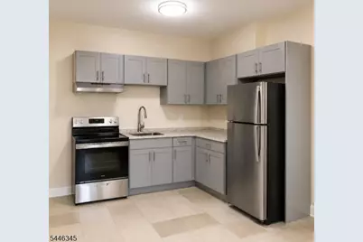 52 3rd St #3, Newark, NJ 07107 - Photo 5