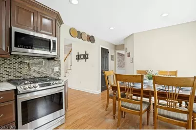 2094 Westfield Road Cir, Scotch Plains Township, NJ 07076 - Photo 13