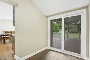2094 Westfield Rd Cir, Scotch Plains Township, NJ 07076 - Photo 15