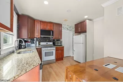 410 Bloy St, Hillside, NJ 07205 - Photo 3