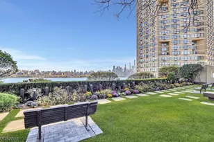 7004 Blvd E, West New York, NJ 07093 - Photo 25