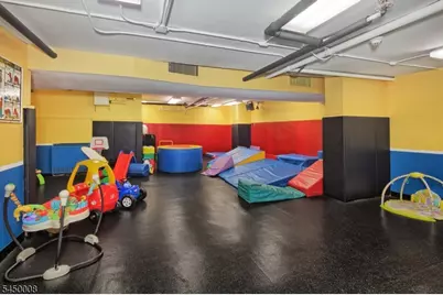 7004 Boulevard East #A38, West New York, NJ 07093 - Photo 27