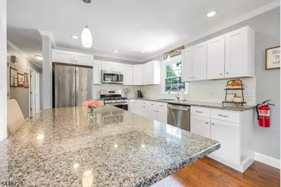 4 Huron Ave, Parsippany, NJ 07034 - Photo 9