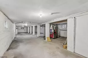 19 Nassau Pl, East Orange, NJ 07018 - Photo 31