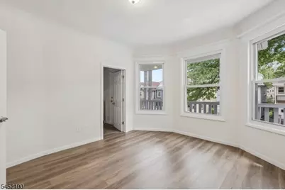 19 Nassau Pl, East Orange, NJ 07018 - Photo 7