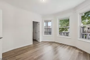 19 Nassau Pl, East Orange, NJ 07018 - Photo 7