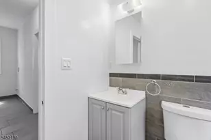 19 Nassau Pl, East Orange, NJ 07018 - Photo 17