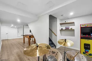 1661 Ramapo Way, Scotch Plains Township, NJ 07076 - Photo 27