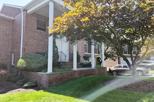 8 Beacon Hill Commons, Pompton Lakes, NJ 07442 - Photo 21