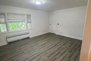 1016 Valley Rd, Wayne, NJ 07470 - Photo 7