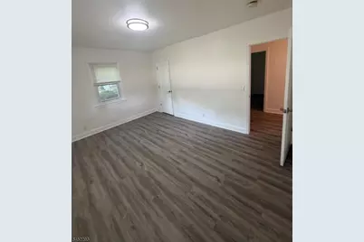 1016 Valley Rd, Wayne, NJ 07470 - Photo 13