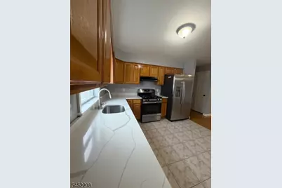 246 N 10th St #1, Newark, NJ 07107 - Photo 1
