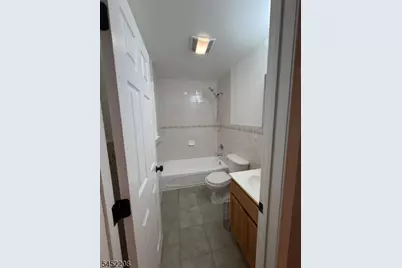 246 N 10th St #1, Newark, NJ 07107 - Photo 11