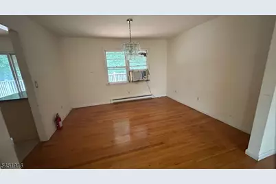 95 Longwood Lake Rd, Jefferson Township, NJ 07438 - Photo 9