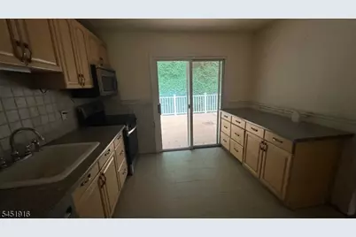 95 Longwood Lake Rd, Jefferson Township, NJ 07438 - Photo 3