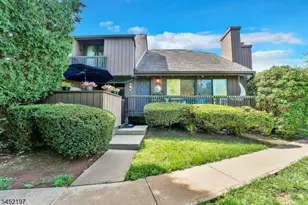 183 Kingsberry Dr, Franklin Township, NJ 08873 - Photo 1