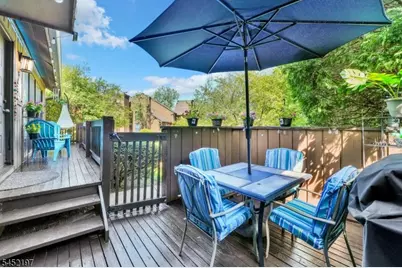 183 Kingsberry Dr, Franklin Township, NJ 08873 - Photo 23