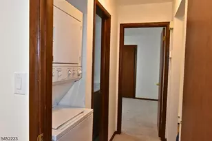 28 Elmhurst St, Elmwood Park, NJ 07407 - Photo 17