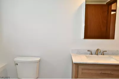 28 Elmhurst St #1, Elmwood Park, NJ 07407 - Photo 21