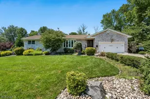 196 Hawthorne Dr, Clark Township, NJ 07066 - Photo 1