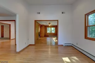 34 Knoll Rd, Wayne, NJ 07470 - Photo 7