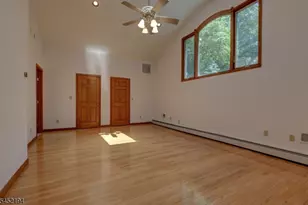 34 Knoll Rd, Wayne, NJ 07470 - Photo 25