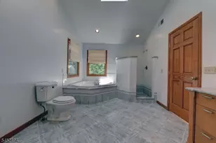 34 Knoll Rd, Wayne, NJ 07470 - Photo 27